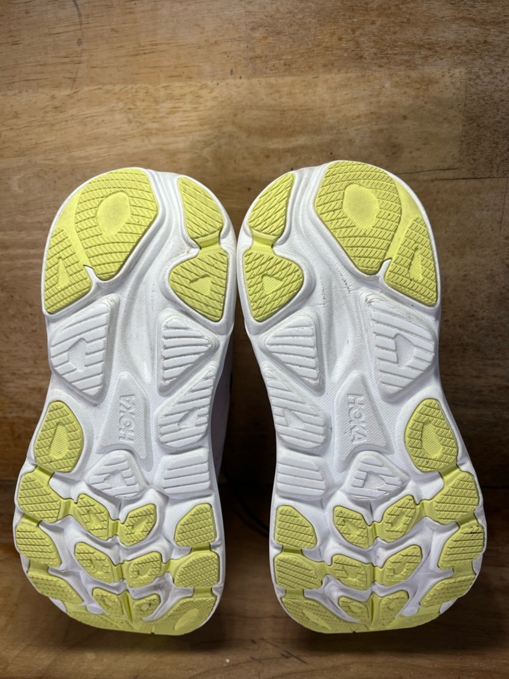 Hoka One One Clifton 10 REFLECTIVE Womens Size 7.5 Running Shoes Sneakers Pink - Picture 8 of 12